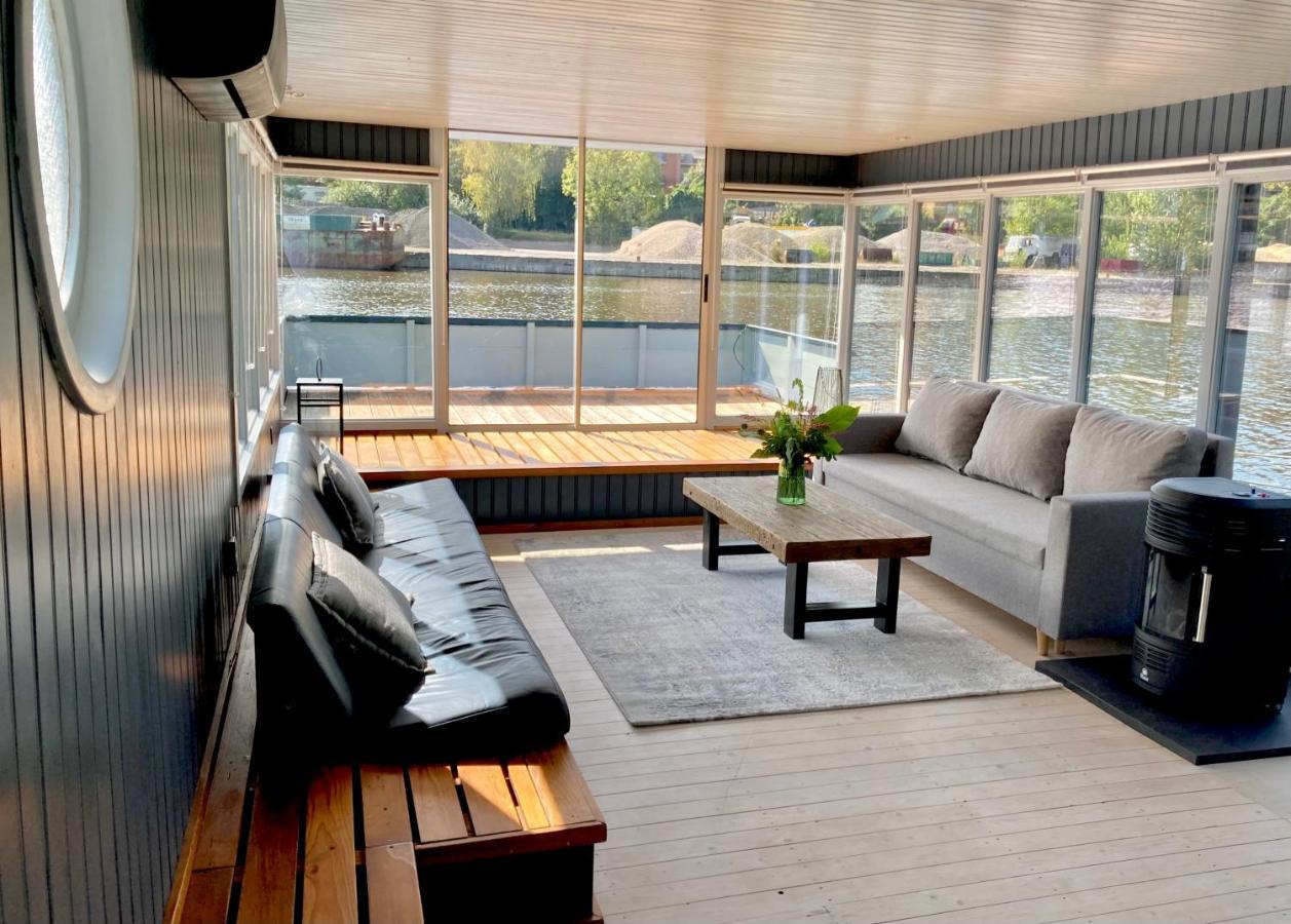 Houseboat - Best Place In プラハ エクステリア 写真