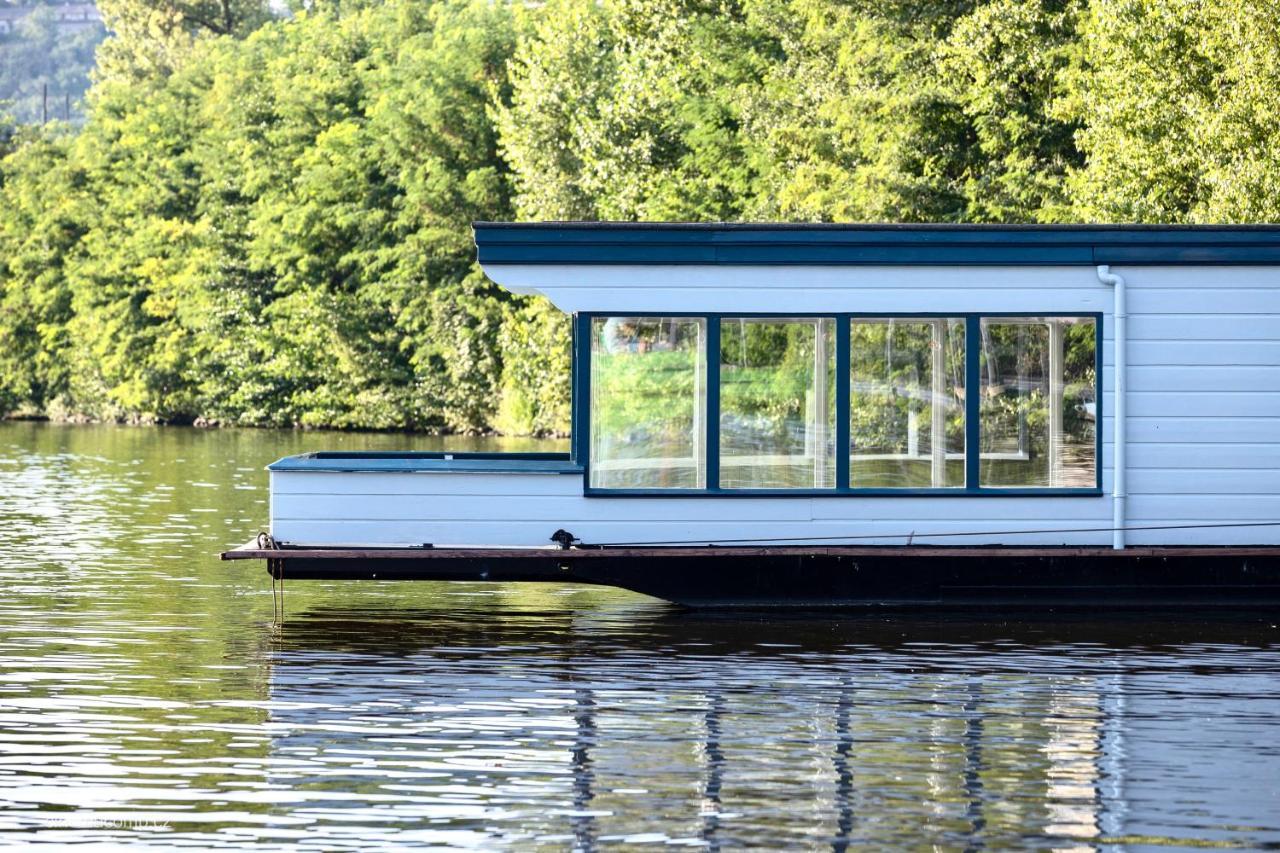 Houseboat - Best Place In プラハ エクステリア 写真