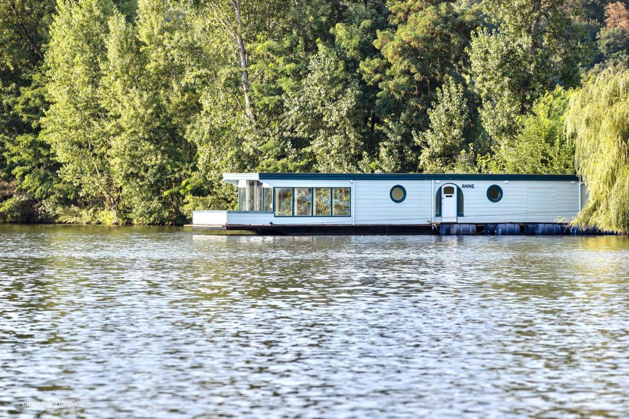 Houseboat - Best Place In プラハ エクステリア 写真